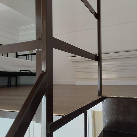 Residence E Appartamenti Cavallerizza Napels Buitenkant foto