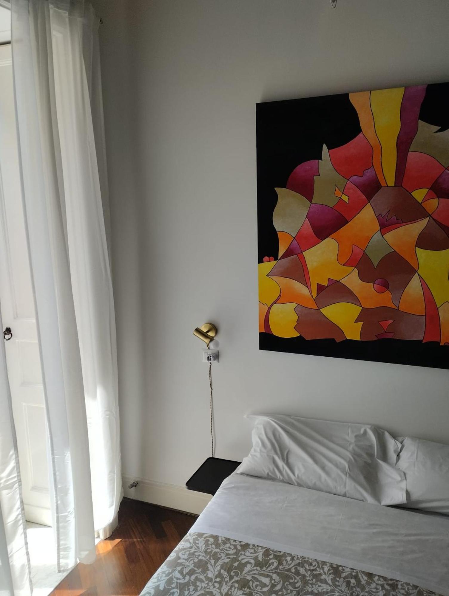 Residence E Appartamenti Cavallerizza Napels Buitenkant foto