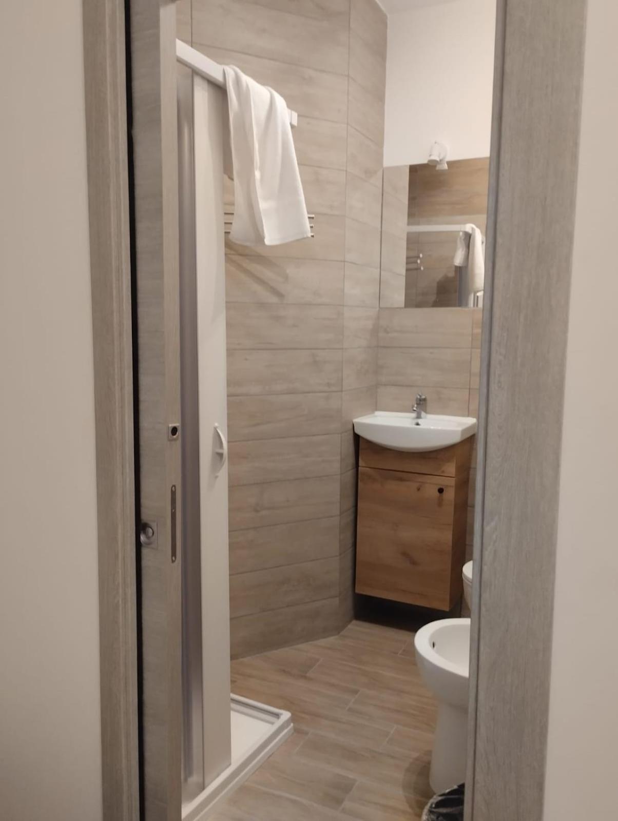 Residence E Appartamenti Cavallerizza Napels Buitenkant foto